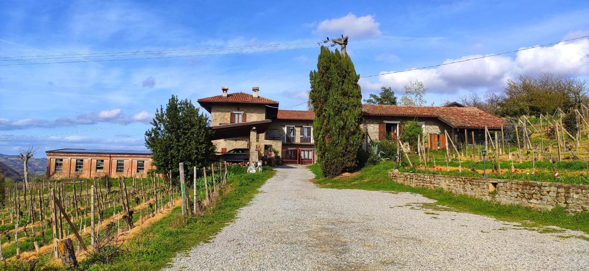 Agriturismo Tenuta San Giuseppe Cossano Belbo Εξωτερικό φωτογραφία